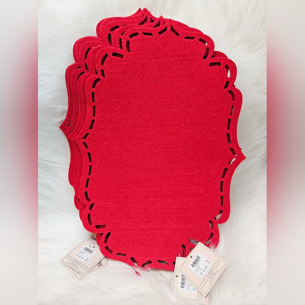 8 Gorgeous Red Placemats